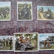 Cigaretov� karti�ky, vych�zej�c� za Druh� sv�tov� v�lky.
