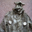 Prvorepublikov� protichemick� oblek (detail)